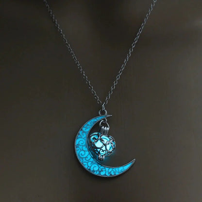 Moon Glowing Necklace WEM Support (www.WEM.support)
