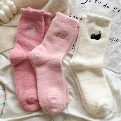 Women’s Thickened Plus Velvet Mid-Calf Warm Socks WEM Support (www.WEM.support)