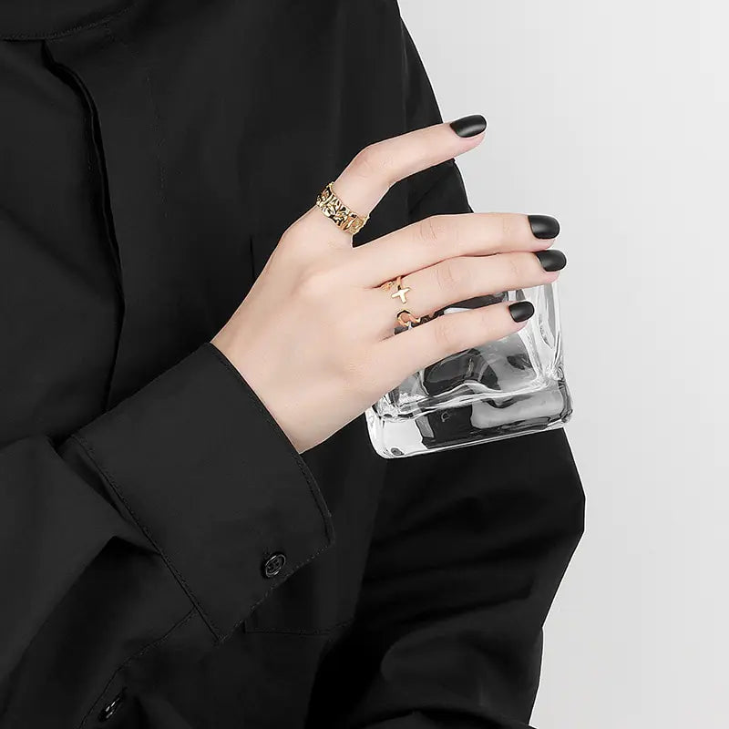 LIVVY Concave-Convex Irregular Surface Wide Ring WEM Support (www.WEM.support)