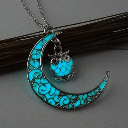 Moon Glowing Necklace WEM Support (www.WEM.support)