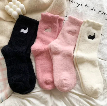Women’s Thickened Plus Velvet Mid-Calf Warm Socks WEM Support (www.WEM.support)