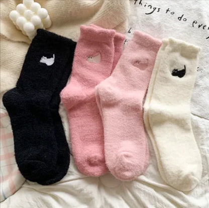 Women’s Thickened Plus Velvet Mid-Calf Warm Socks WEM Support (www.WEM.support)