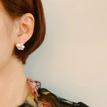 Estate Pearl And Shine Stud Earrings WEM Support (www.WEM.support)