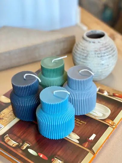 Ribbed Pedestal Pillar - Catch Cards