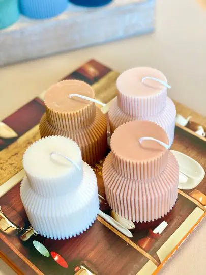 Ribbed Pedestal Pillar - Catch Cards