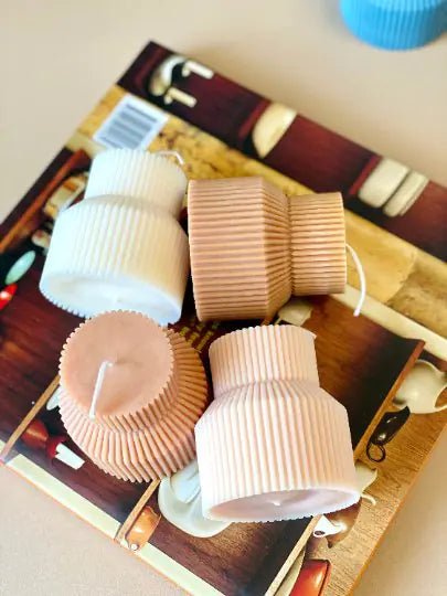 Ribbed Pedestal Pillar - Catch Cards