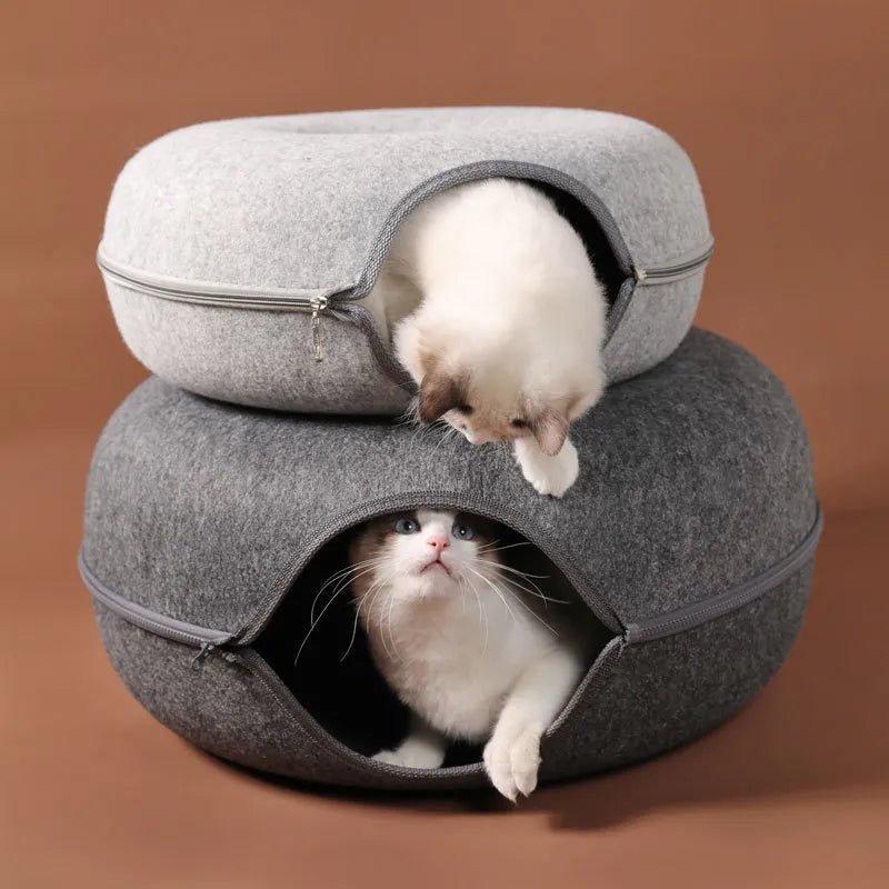Round Woolen Cat Nest & Tunnel - Catch Cards