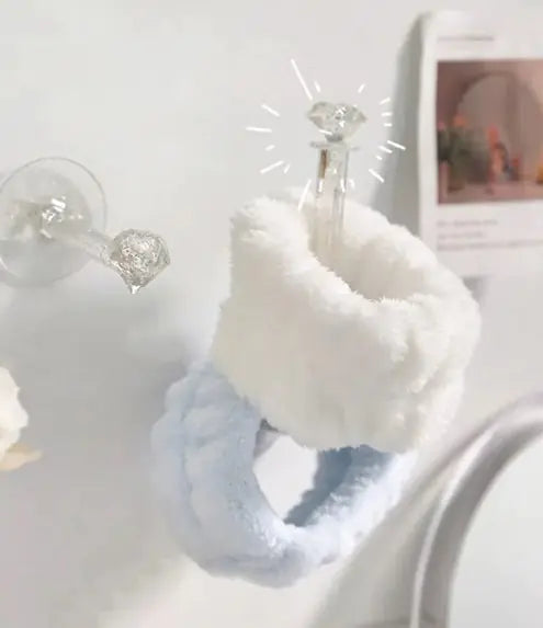 Wrist Wash Band Towel WEM Support (www.WEM.support)