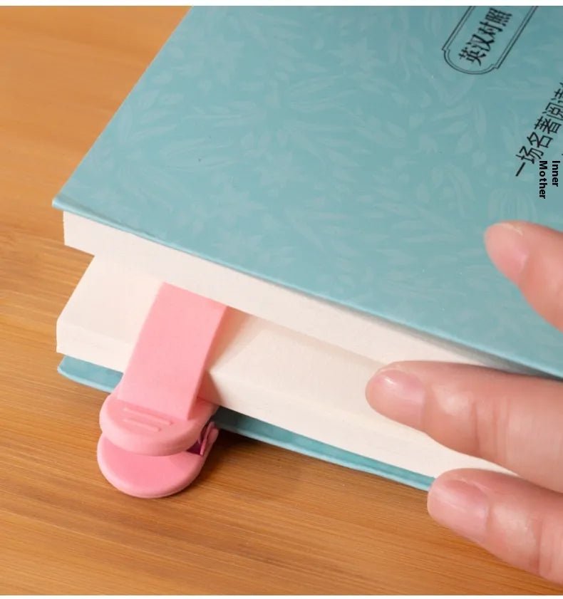 Silicone Simple Bookmark Holder Reading Tool - Catch Cards