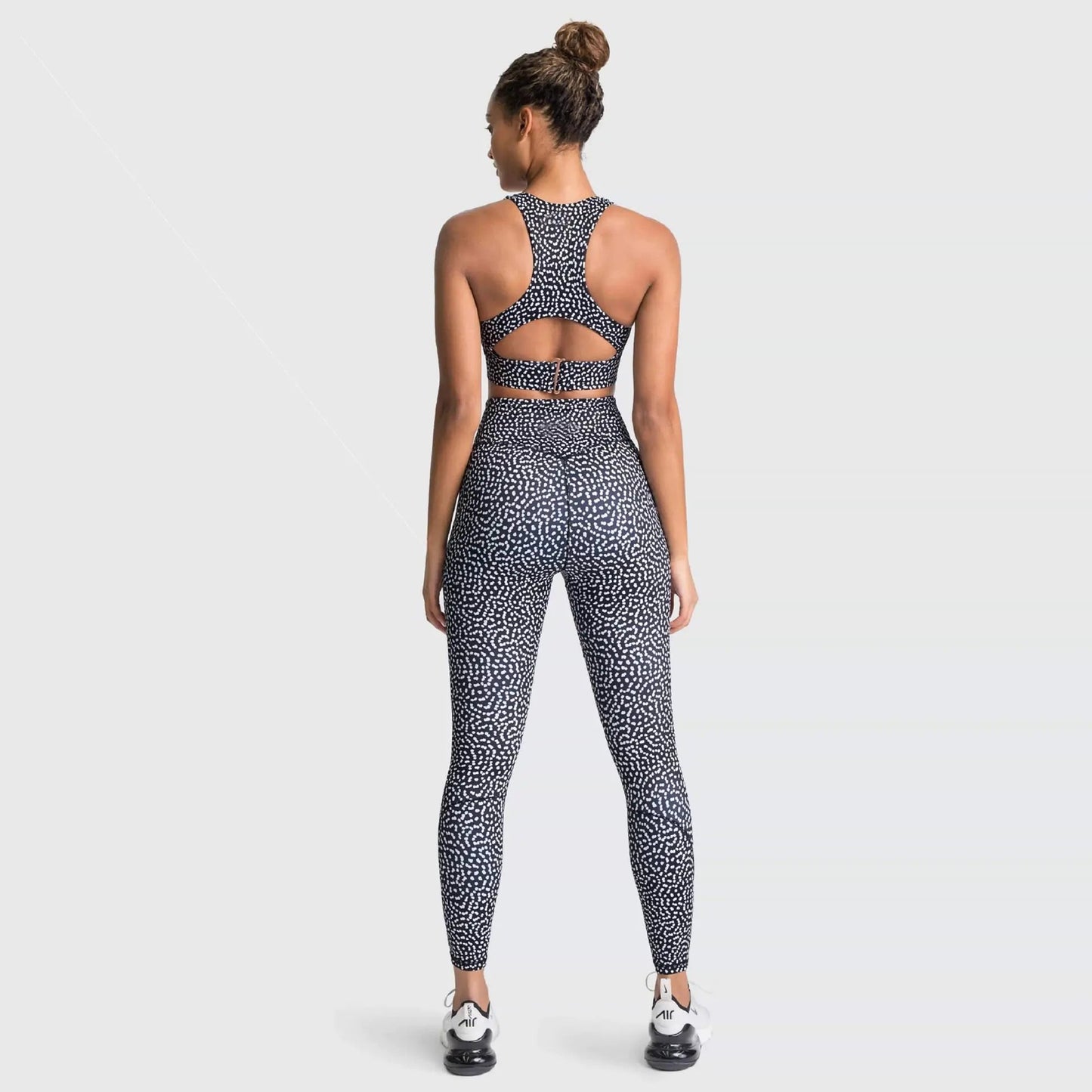 Solid Color Yoga Outfit for Fitness and Exercise - Catch Cards
