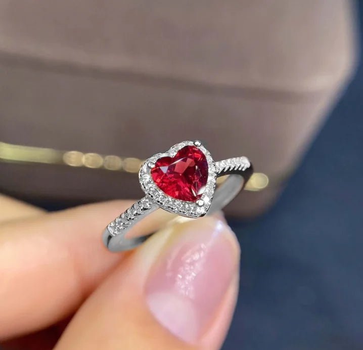 Sparkling Love Heart Ring - Catch Cards