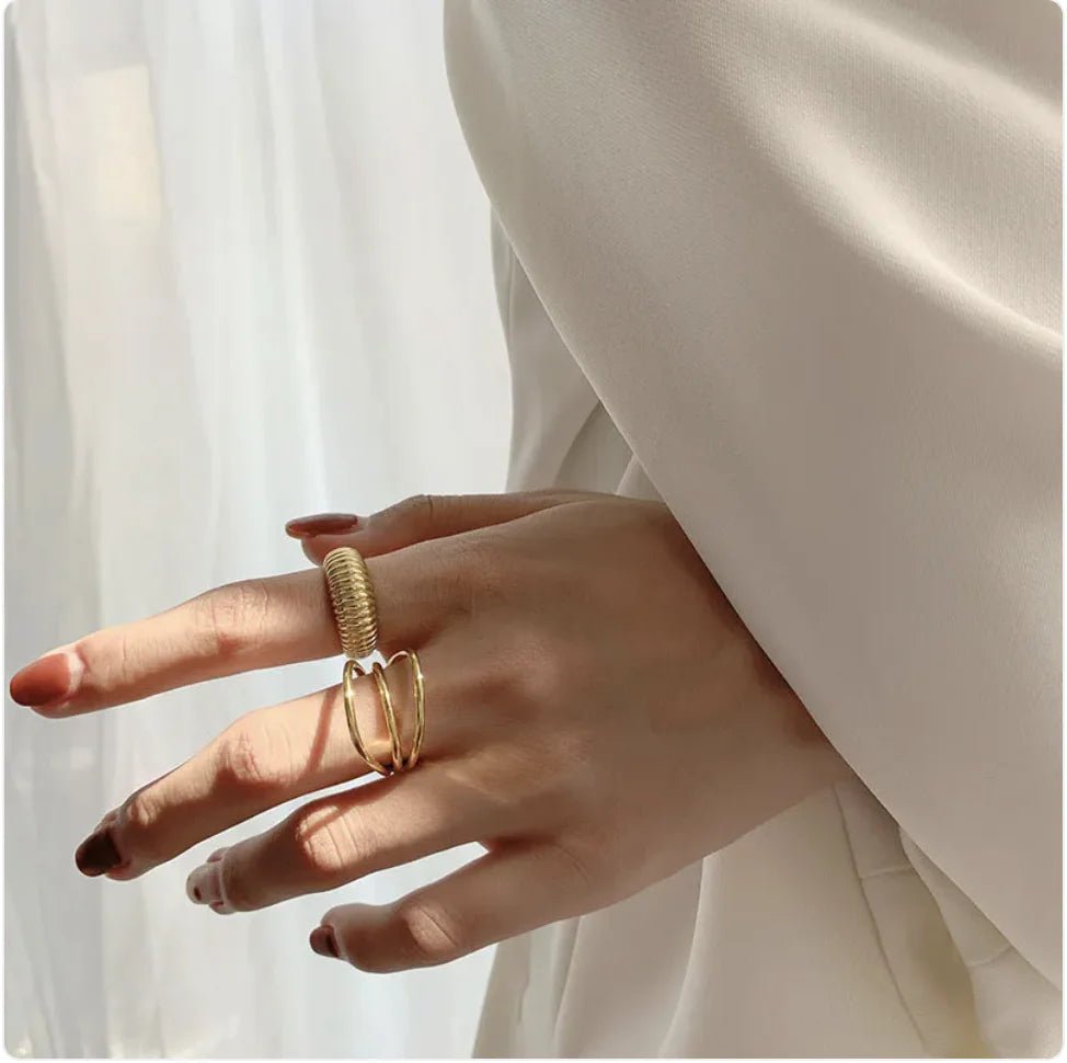 Sterling Silver Geometric Index Ring - Catch Cards