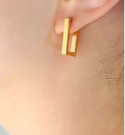 Terra Geometric Gold Earrings - Catch Cards