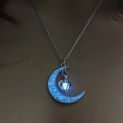 Moon Glowing Necklace WEM Support (www.WEM.support)