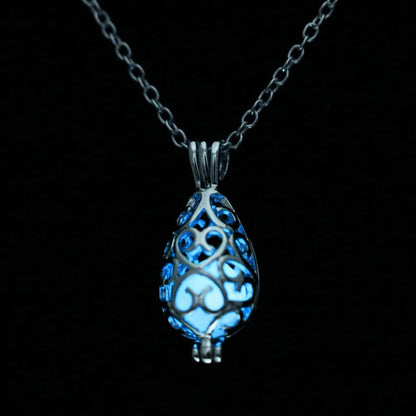 Moon Glowing Necklace WEM Support (www.WEM.support)