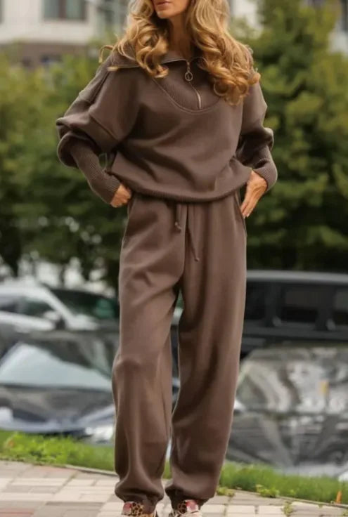 Women’s Sporty Zipper Suit WEM Support (www.WEM.support)