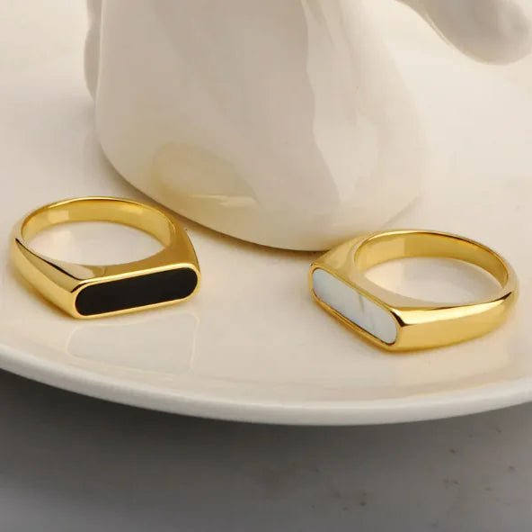 Vintage Black and White Fritillary Titanium Ring - Catch Cards