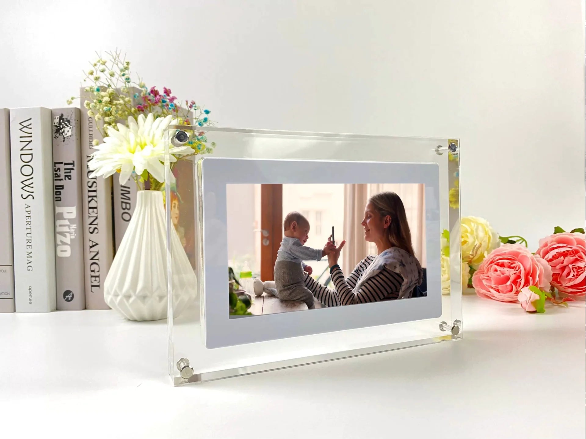 Transparent Digital Photo Frame WEM Support (www.WEM.support)