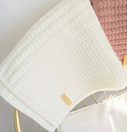 Knitted Scarf WEM Support (www.WEM.support)