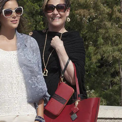 Layla Leather Wallet- Cab/Midnight Black WEM Support (www.WEM.support)