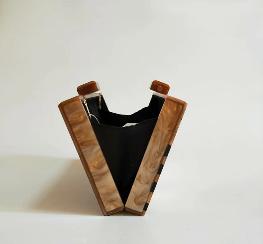 Luxe Clutch -Black WEM Support (www.WEM.support)