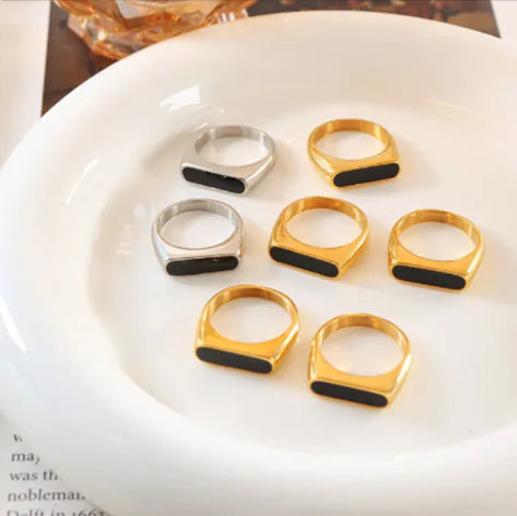 French Chic Geometric Acrylic Ring – Modern Fashion Statement WEM Support (www.WEM.support)