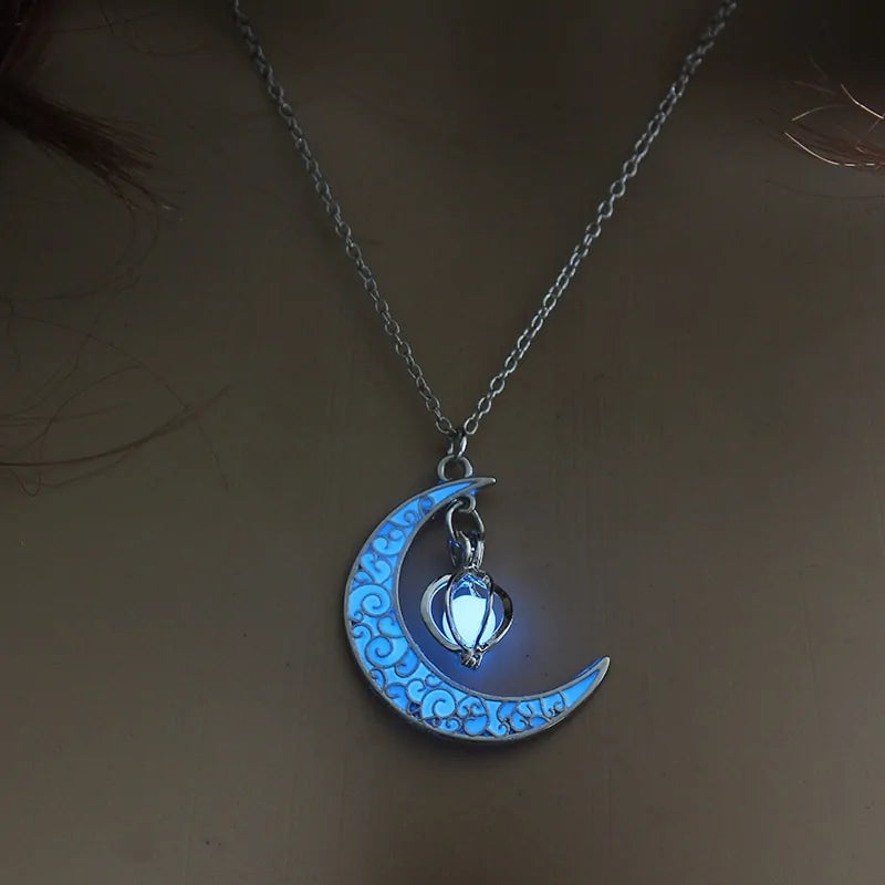 Moon Glowing Necklace WEM Support (www.WEM.support)