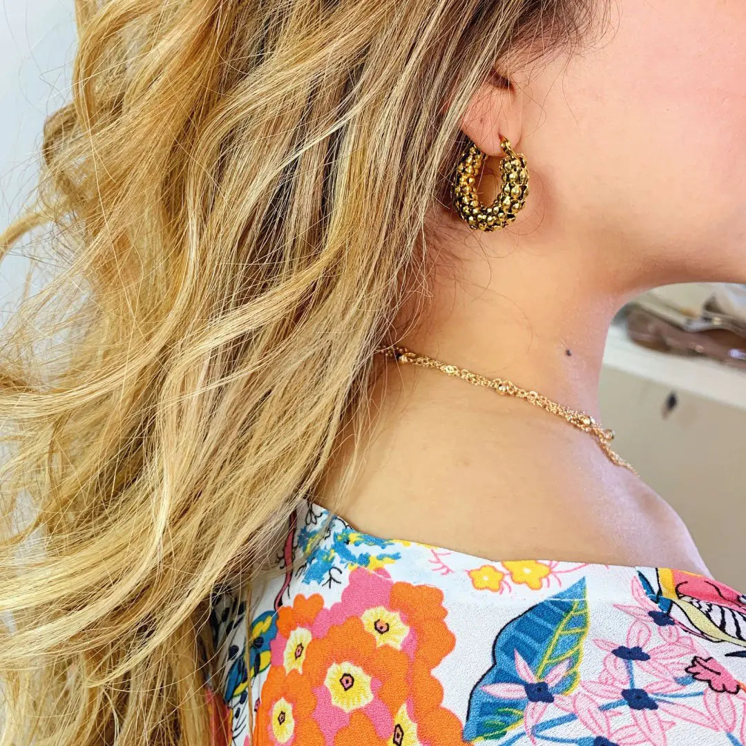 Peet Earrings -Small WEM Support (www.WEM.support)